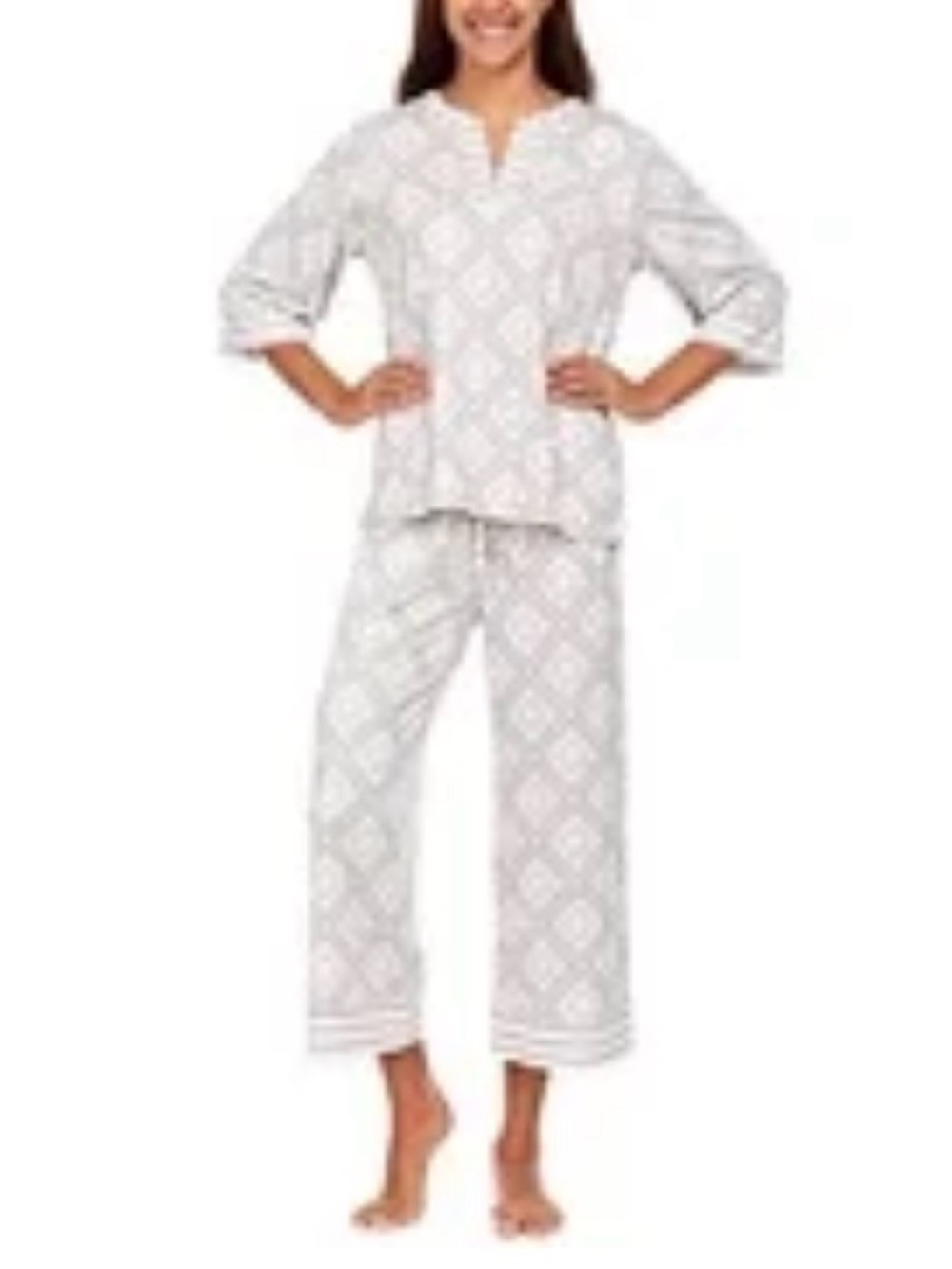 Flora Nikrooz Gray and White 3/4 Sleeve & Crop Pant Set